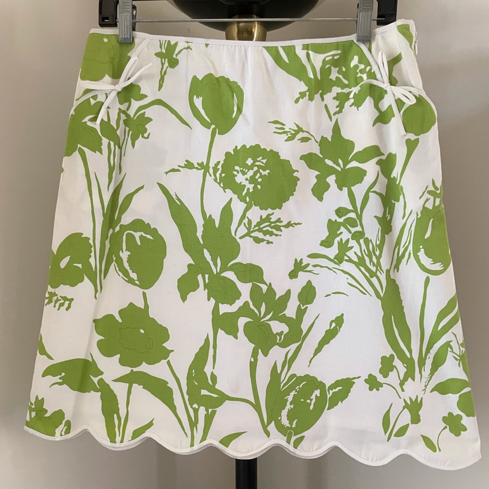 Retro Scalloped Floral Skirt w/ Pockets